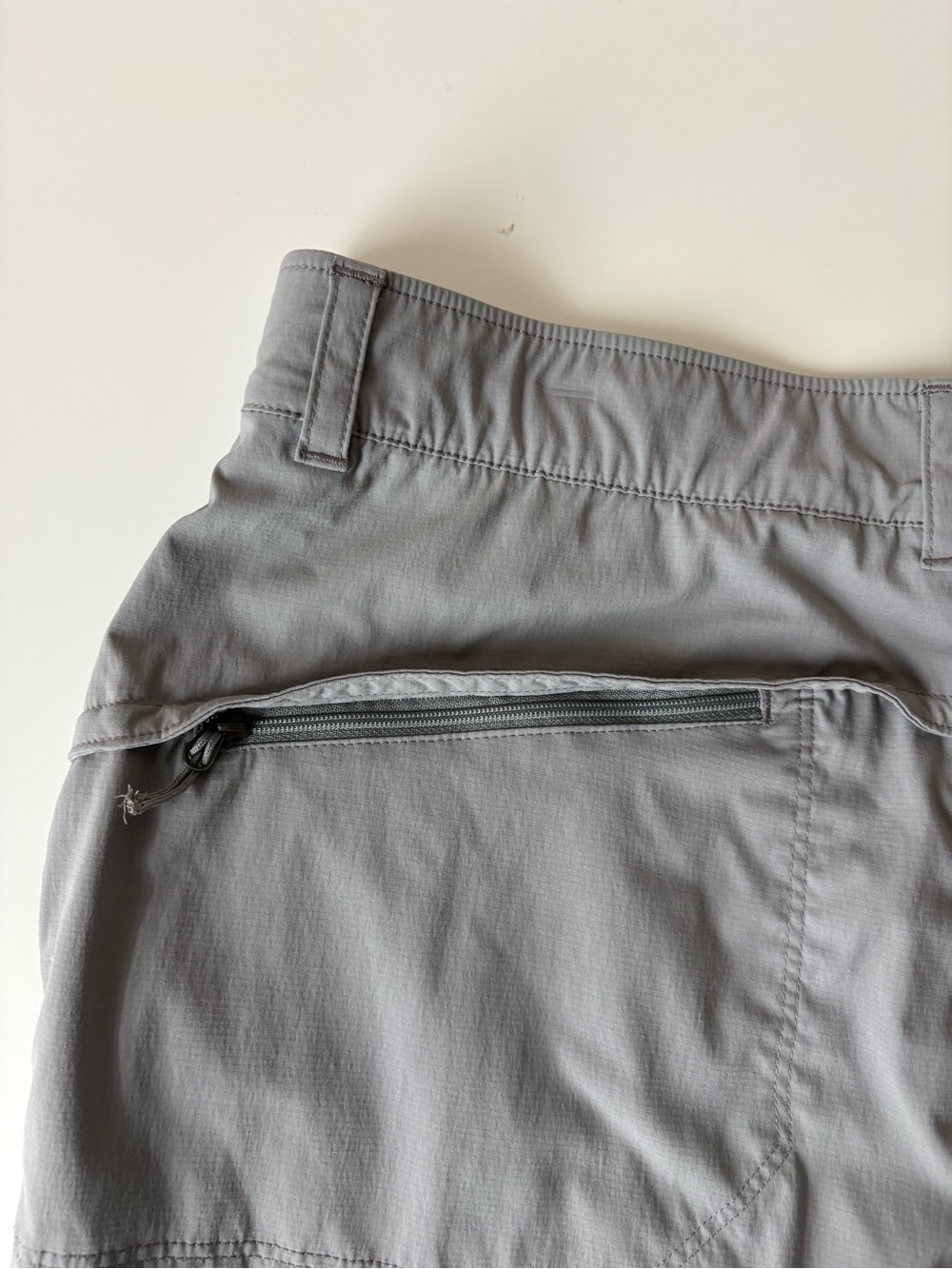 L.L. Bean Women’s Large Tropicwear Hiking Capri Pants Grey Lightweight New - Picture 10 of 11